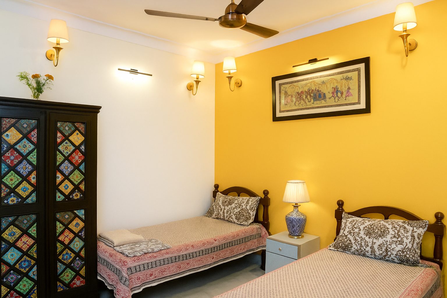 Procession (en-suite twin room)